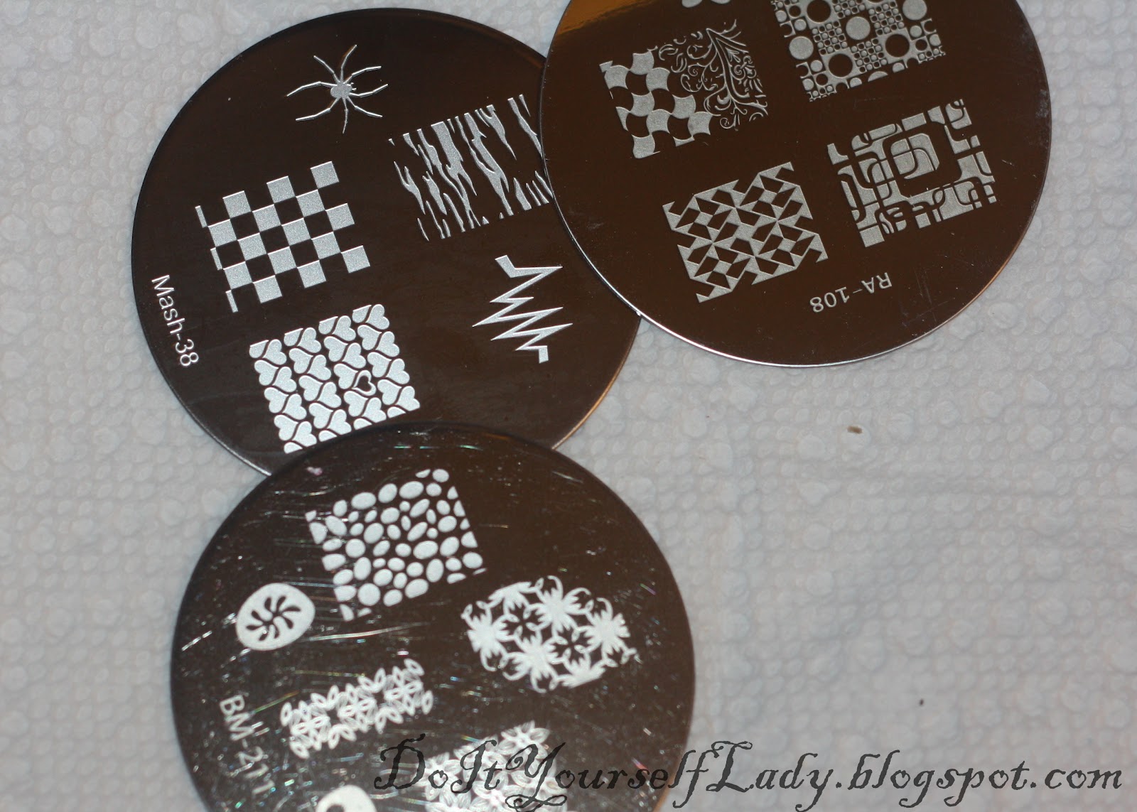The Do It Yourself Lady: Review and Nail Art: MASH Stamping Plates (26-50)