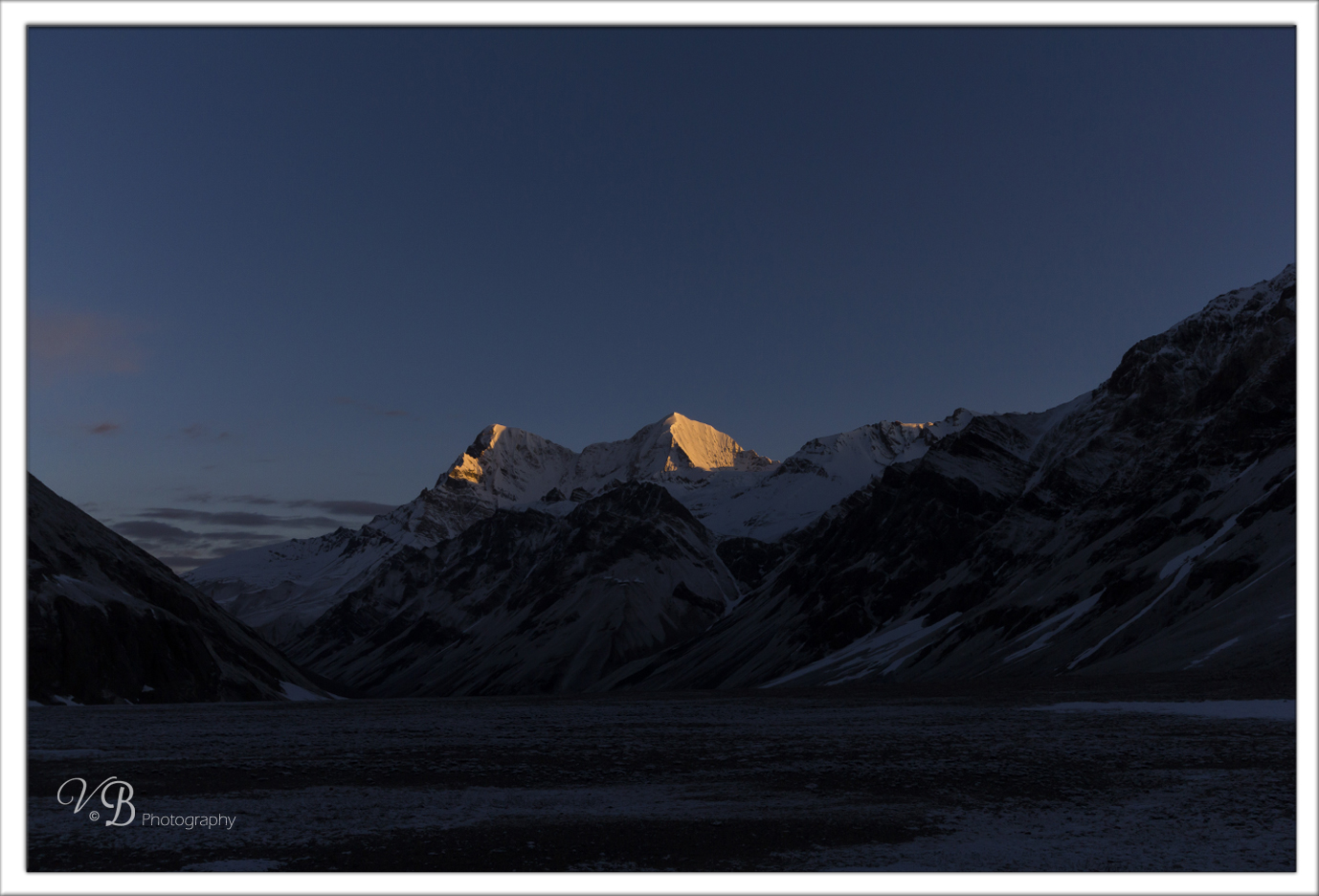 Morning views at Nithal Thach , Lamkhaga pass trek