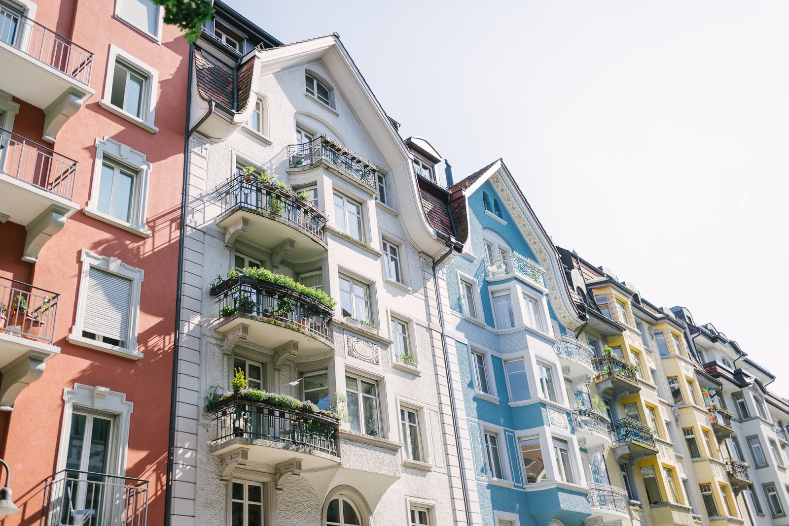 Beautyosaurus Lex-Alex Good-Lifestyle-Travel-TravelBloggers-Lbloggers-Lucerne-Switzerland-Beer-Summer-lion of Lucerne-chapel bridge-Kapellbrücke-Wirtshaus Galliker-Reuss River-Luzern-Lucerne Travel Guide Beautyosaurus Lex-Alex Good-Lifestyle-Travel-TravelBloggers-Lbloggers-Lucerne-Switzerland-Beer-Summer-lion of Lucerne-chapel bridge-Kapellbrücke-Wirtshaus Galliker-Reuss River-Luzern-Lucerne Travel Guide