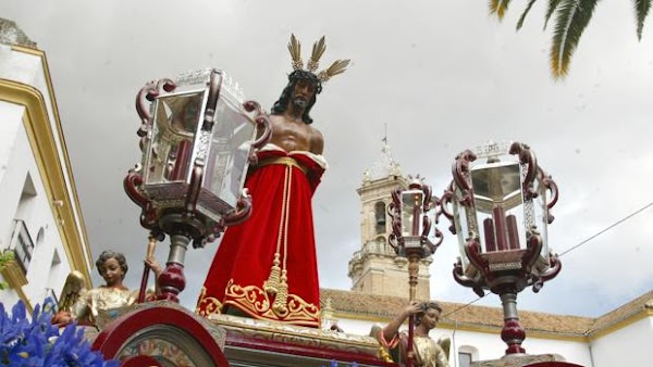 Un Vía Crucis a Costal Un Vía Crucis a Costal