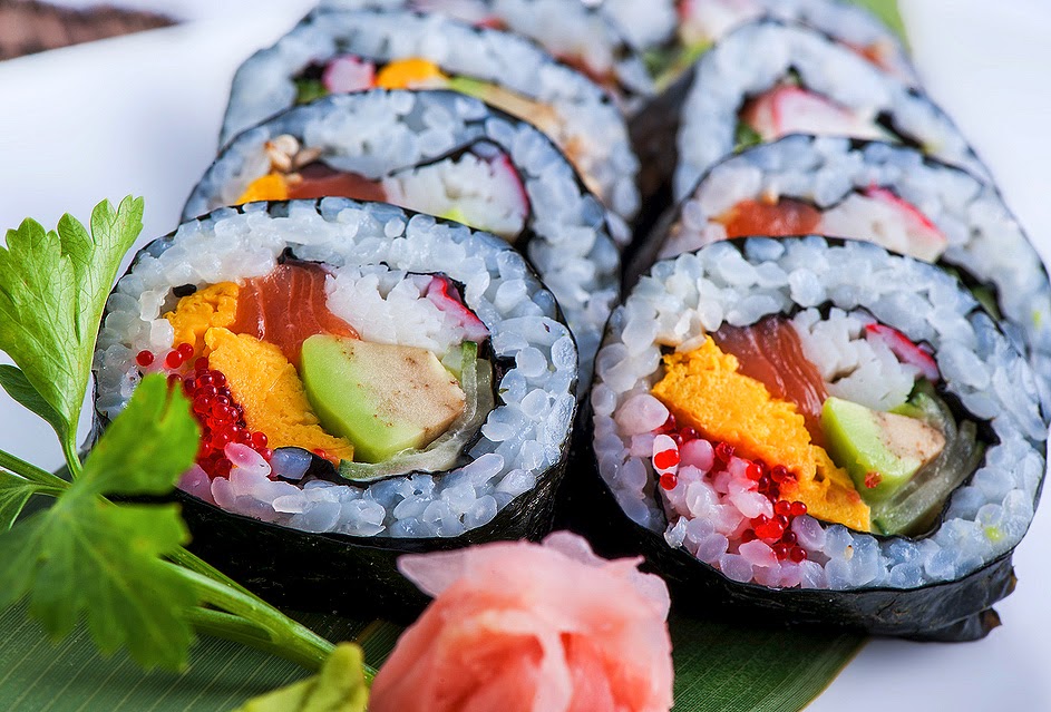 Futomaki Roll Sushi Recipe