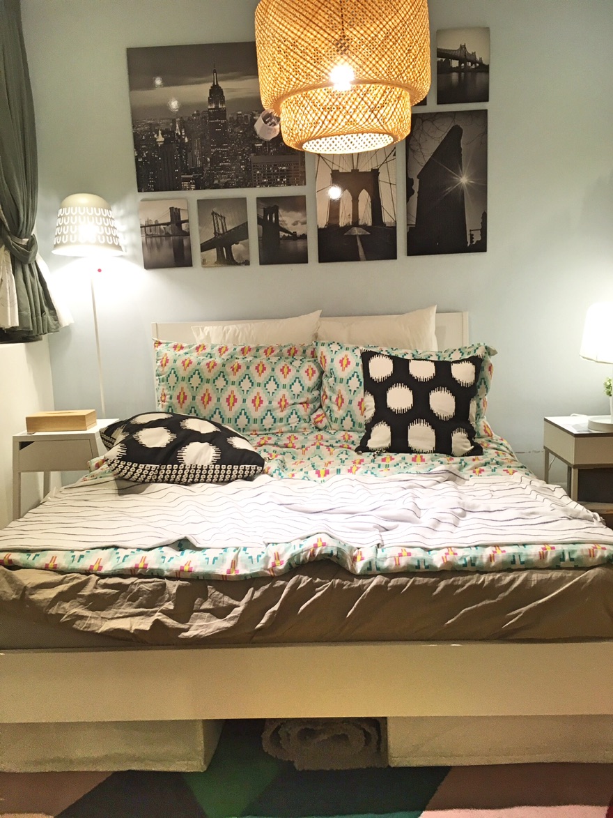 You Know You Are Free To Use Their Furniture And Choose A Place To Sit But I Dont Think You Should Eat On The Bed Hahaha You Know You Are Free To Use Their Furniture And Choose A Place To Sit But I Dont Think You Should Eat On The Bed Hahaha