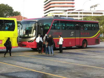 Naik Bus dari Singapore ke Johor Bahru ~ West Borneo Road