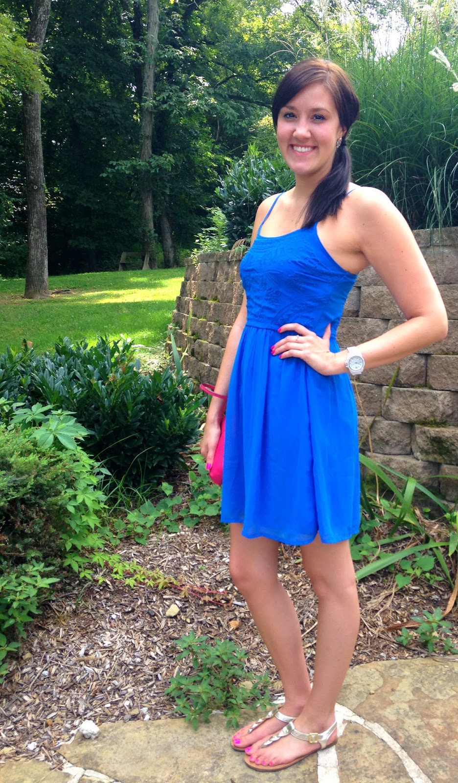 Corky Ree | Tips Tricks & Secrets for the Glamorous Life: Bright Blue Dress
