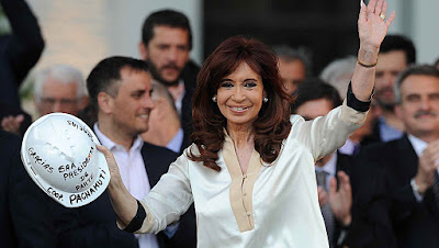 Encuesta: un 51,2% respondió que estaba mejor con Cristina, mientras que solo un 26% siente lo propio con la actual gestión de Cambiemos