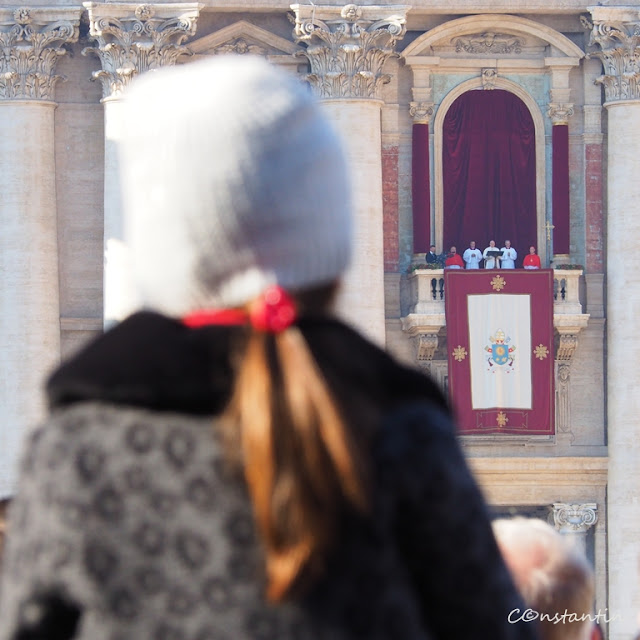 Vatican - Ascultând cu atenţie discursul Papei-blog FOTO-IDEEA