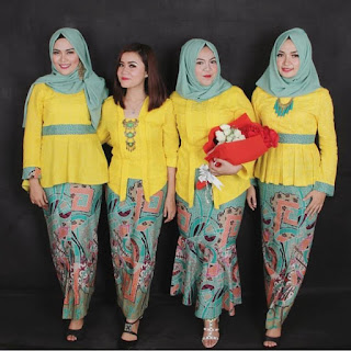 Model Kebaya Kartini Warna Kuning Model Kebaya Kartini Warna Kuning