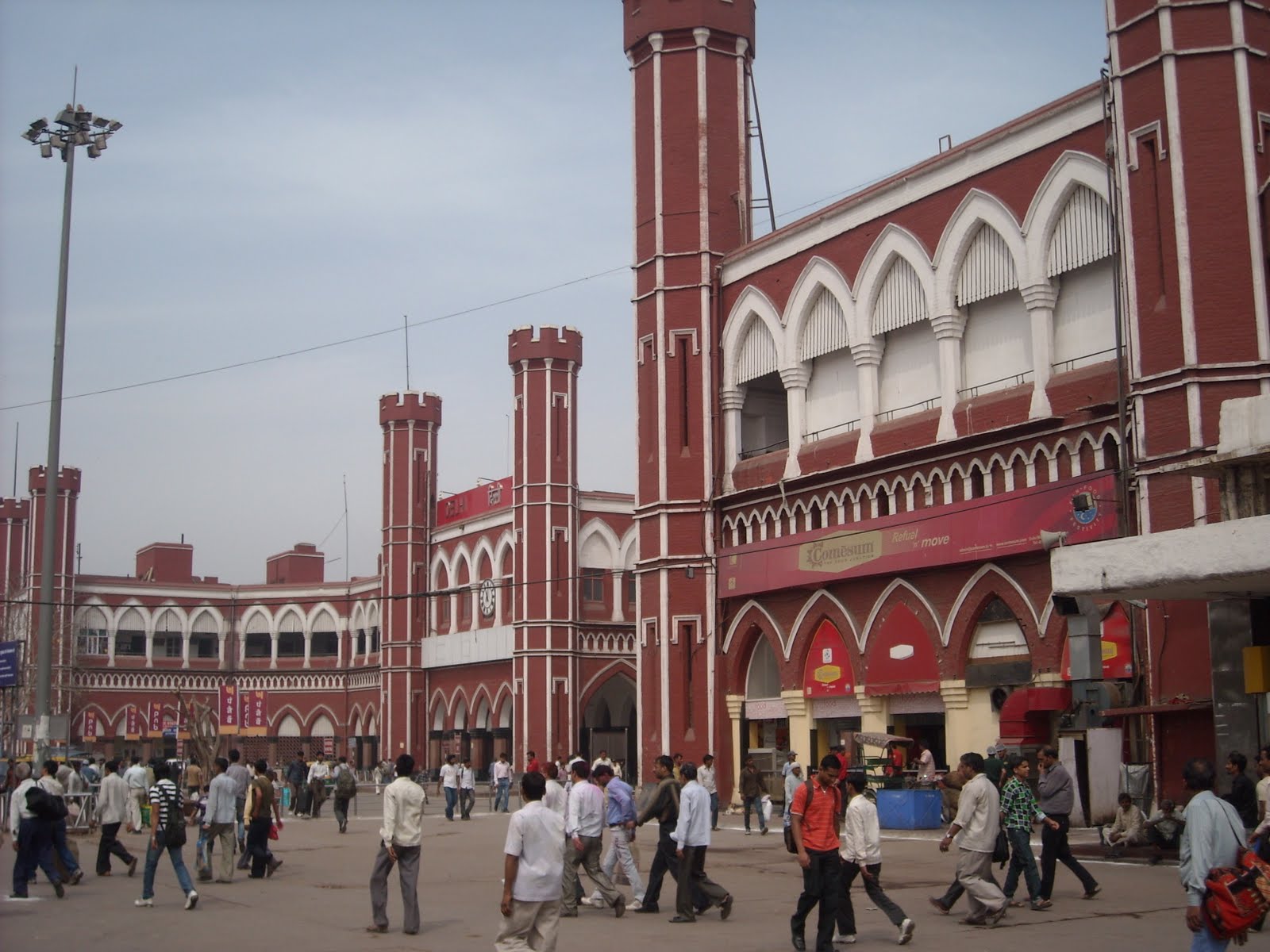 railway stations: India: Delhi (दिल्ली)