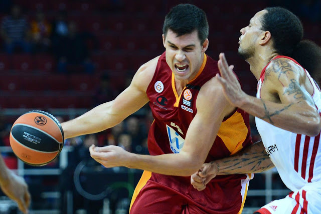 Σενάριο για Έρτσεγκ