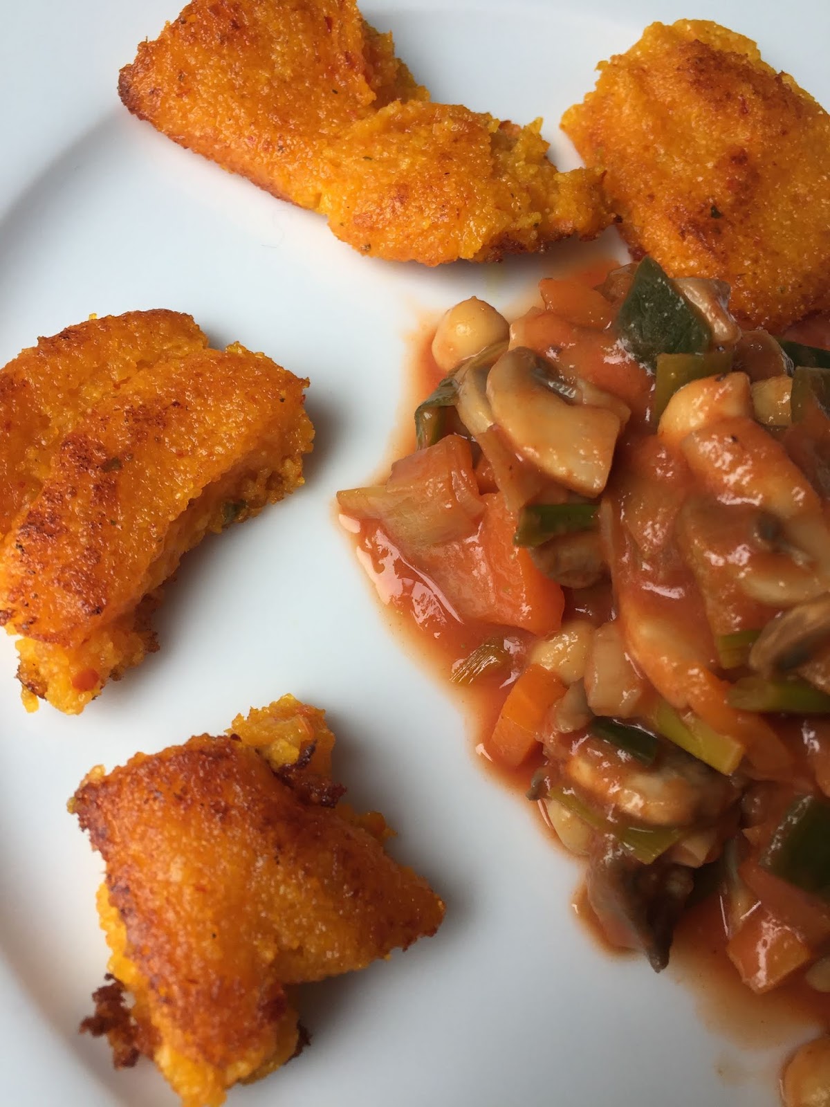 Frau Saltimbocca-Lüdenscheidt: Kürbis-Polentaschnitten und Gemüse mit ...