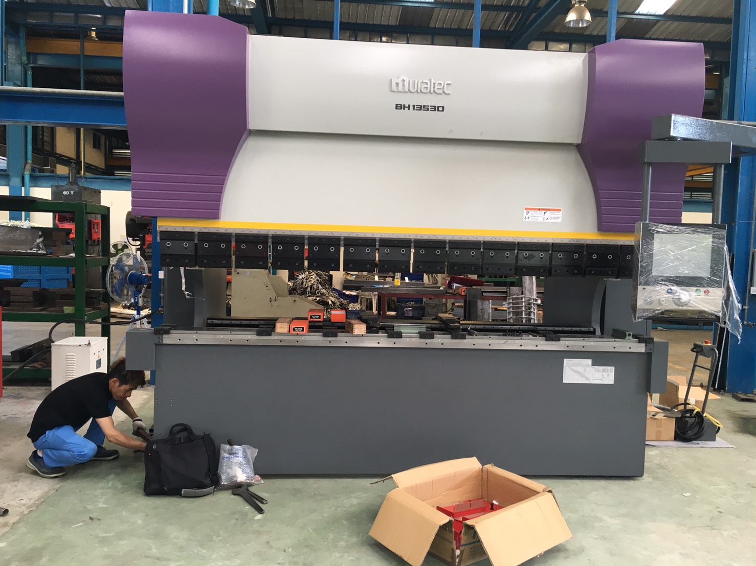 เครื่องพันช์ MurataMuratecPunchPunch PressTurret Punch Pressมูราตะ