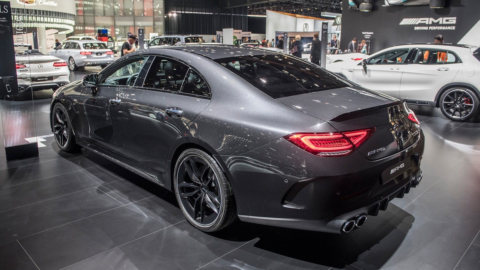 Мерседес акула CLS