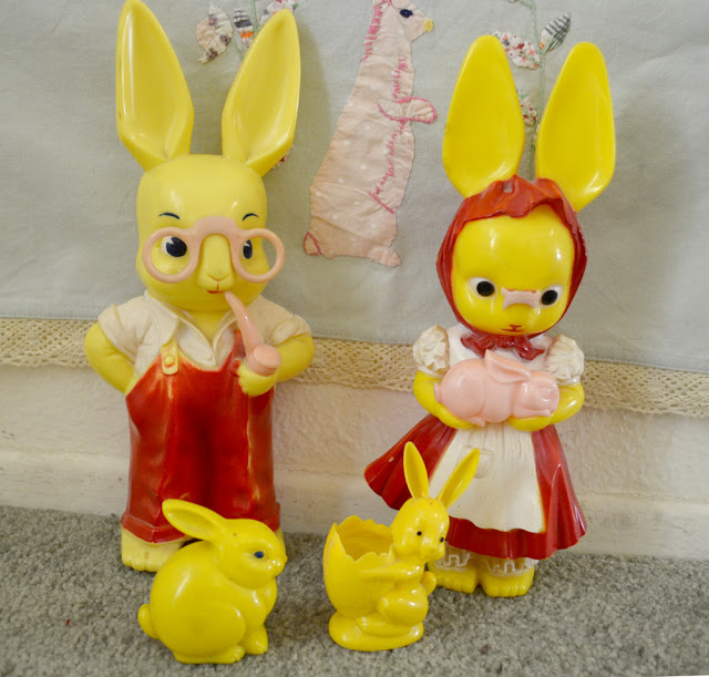 The Copycat Collector COLLECTION 199 Vintage Easter Toys