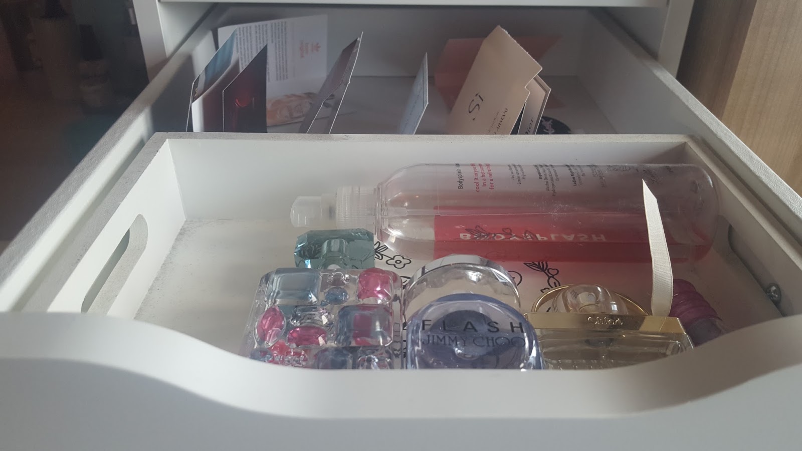 Jorinda Nicola Lifestyle Ikea Alex kast inrichten