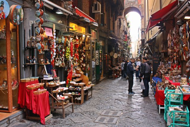 Napoli - San Gregorio Armeno - Poracci In Viaggio napoli-san-gregorio-armeno-poracci-in-viaggio