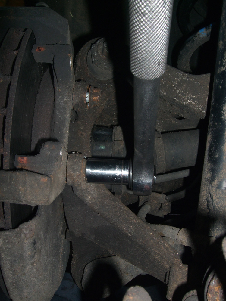 BMW E46 Rear Brake Discs and Pads Replacement