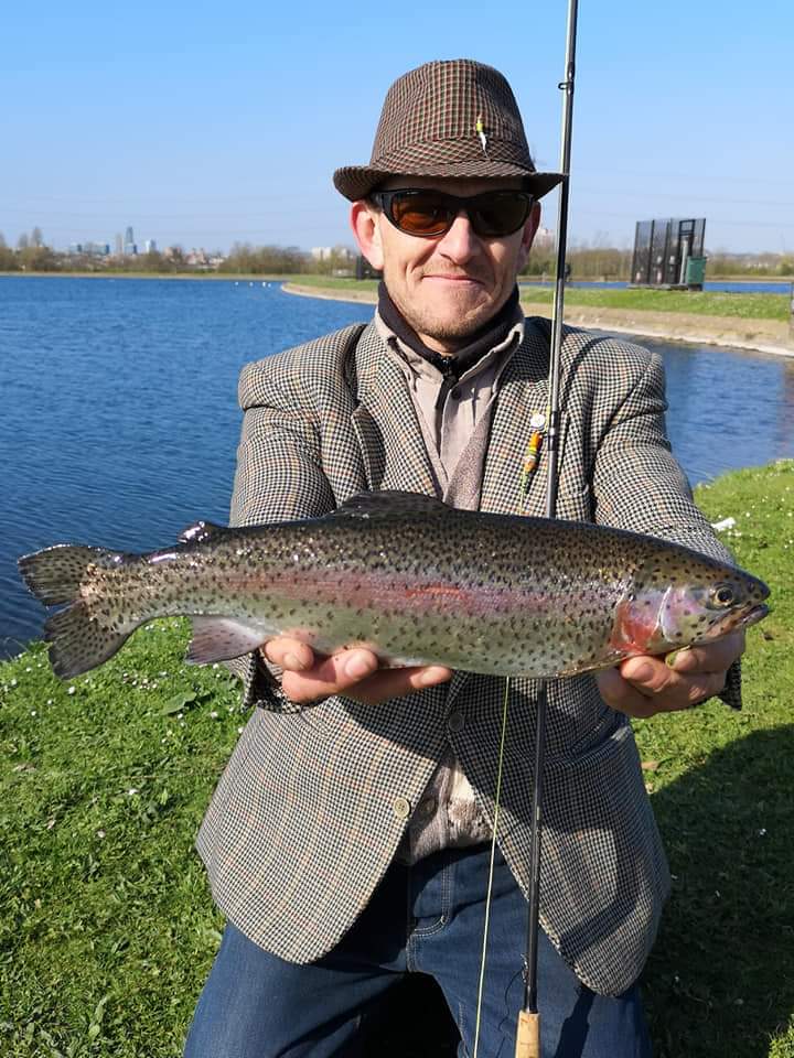ANGLING WITH SHAUN Fishing In The London Borough Of Waltham Forest