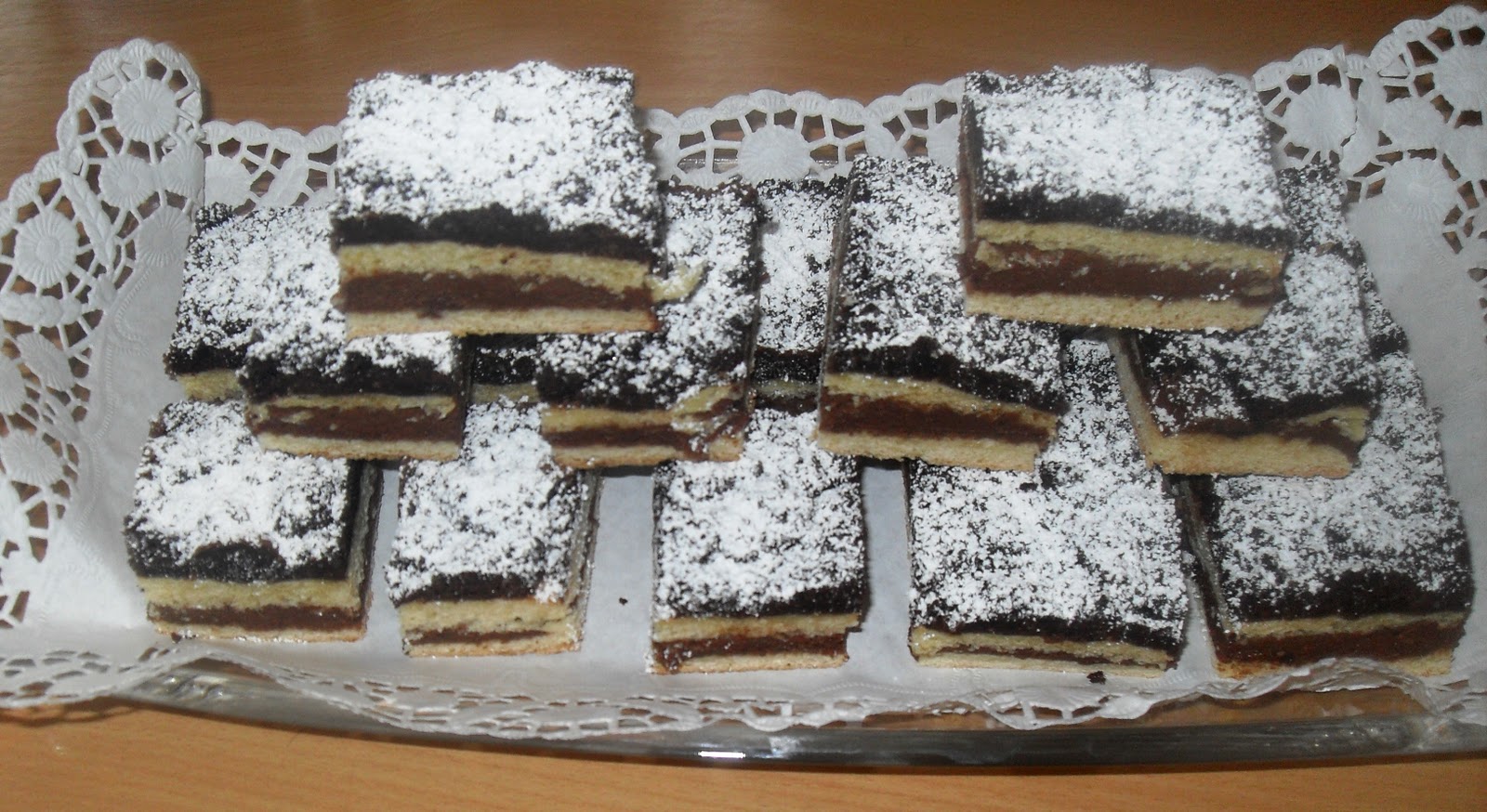 Sanna´s Hexenküche: Nougat-Sahne-Schnitten