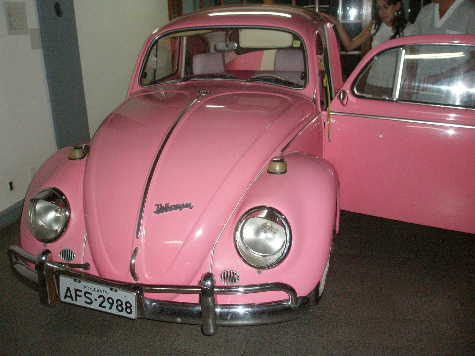 De Tudo E Mais Um Pouco: Fusca Rosa