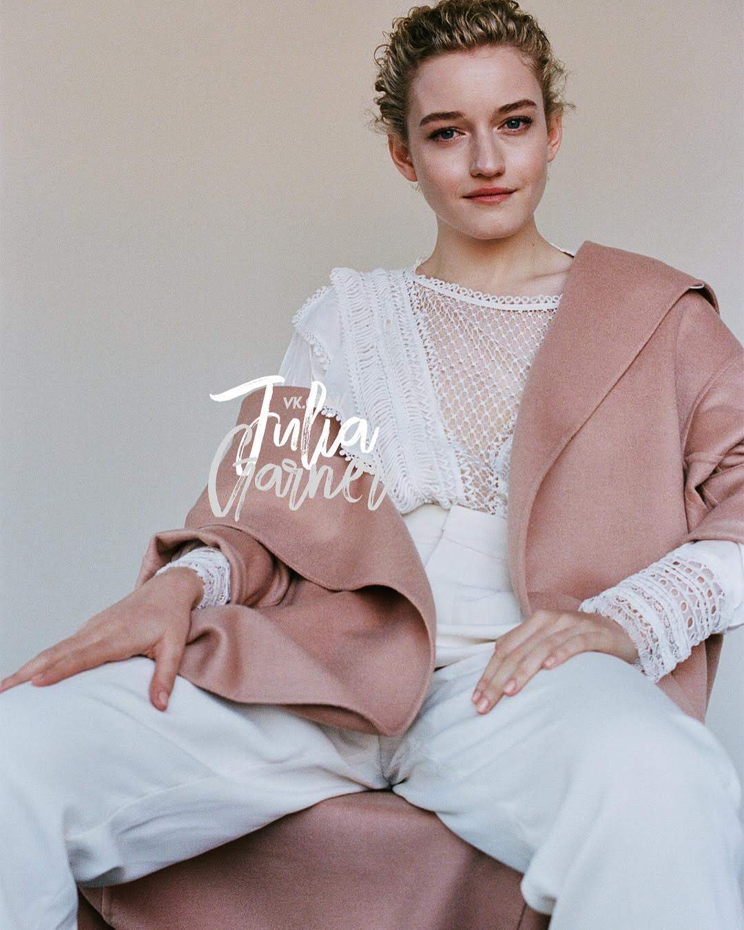 julia garner sexy