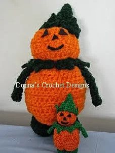 http://donnascrochetdesigns.com/morefree/mr-pumpkin-man-free-crochet-pattern.html