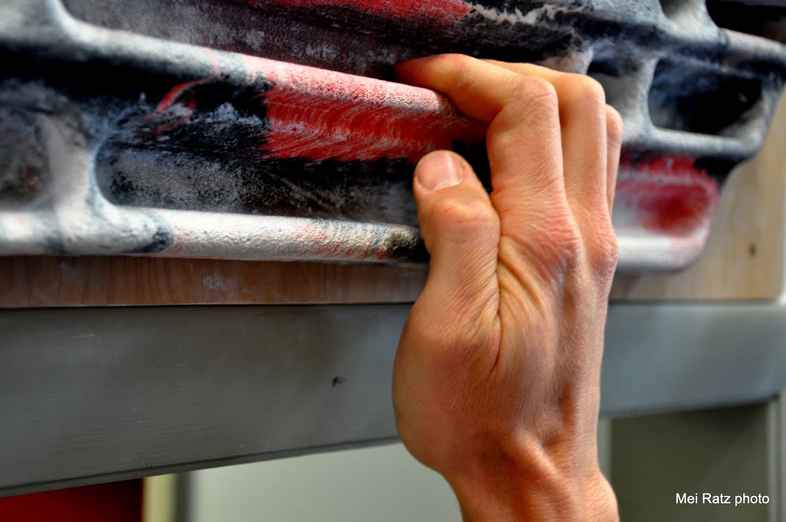 Ledge pullups vs regular bar pullups r/bodyweightfitness