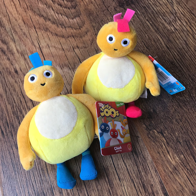Chickadee and Chick Plush Toys - Twirlywoos