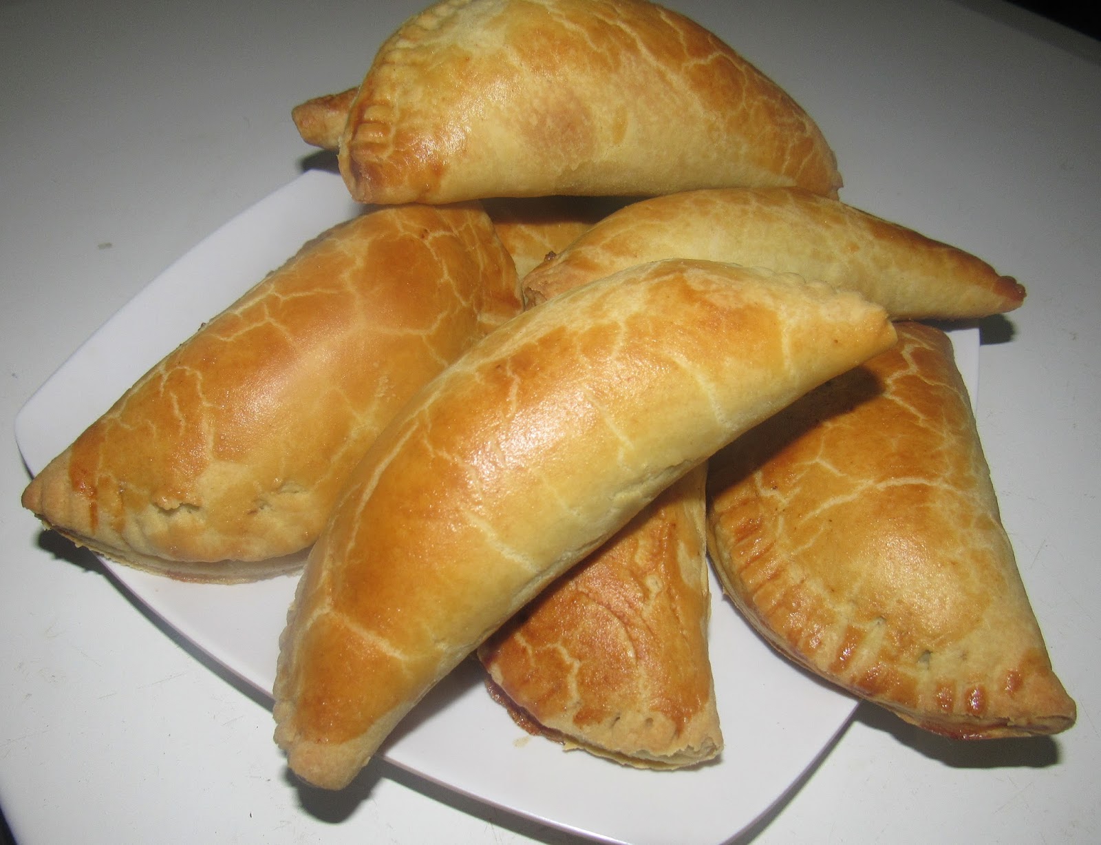 how-to-make-simple-nigerian-meat-pie-at-home-method-1