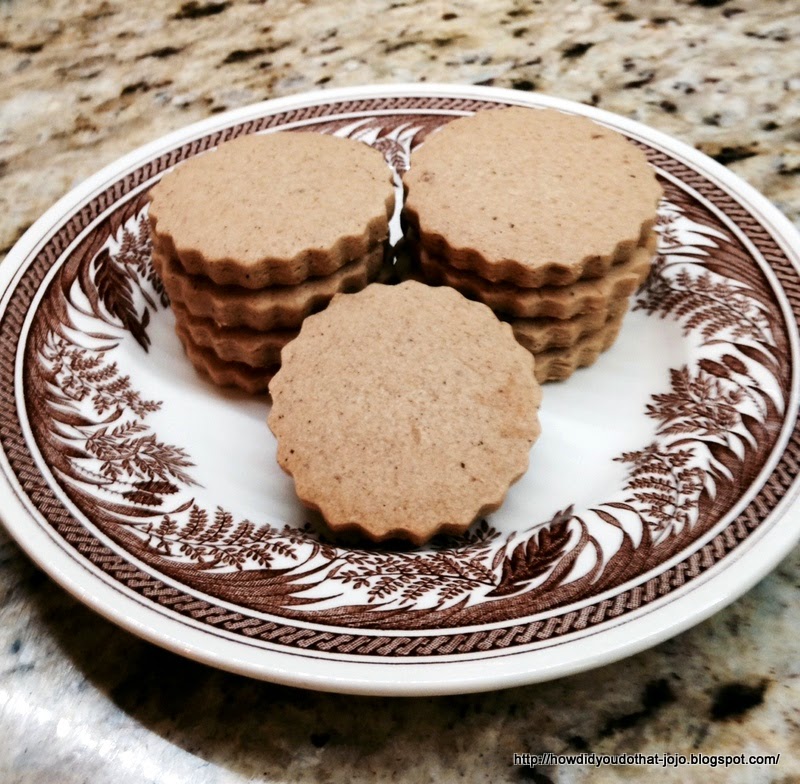 How'd You Do That? BISCOFF GINGERBREAD COOKIES, TWO WAYS