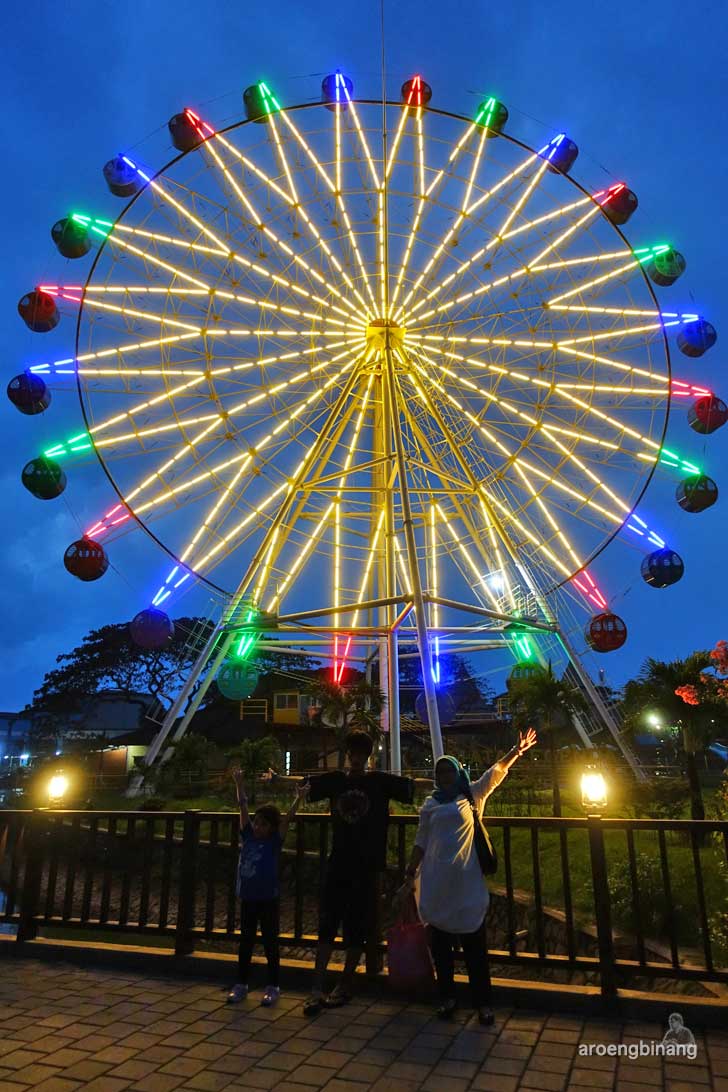 taman legenda keong emas tmii jakarta