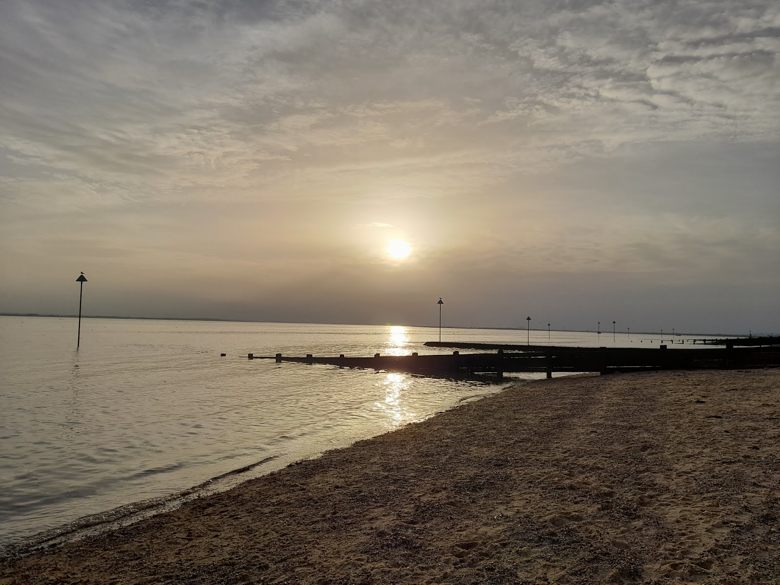 DE ZON DROOGT JE TRANEN