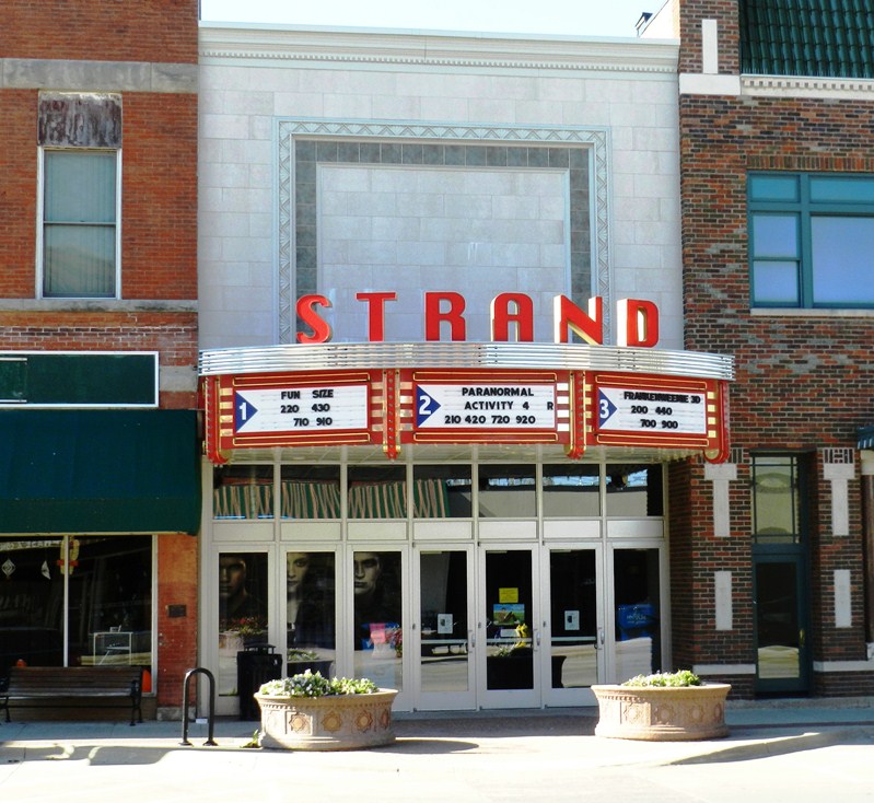 The Iowa Housewife Sunday in Iowa...