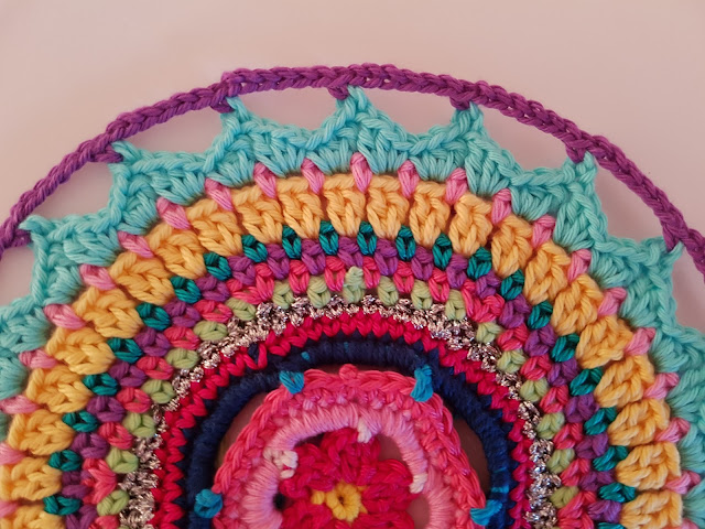 Glitterball Crochet Mandala by Red Haired Amazona A free pattern