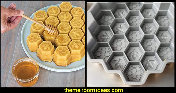 Honeycomb Pull-Apart Dessert Pan bee themed party - bumble bee decorations - Bumble Bee Party Supplies - bumble bee themed party - Pooh themed birthday party - spring themed party - bee themed party decorations - bee themed table decorations - winnie the pooh party decorations - Bumblebee Balloon - bumble bee costumes Honeycomb Pull-Apart Dessert Pan bee themed party - bumble bee decorations - Bumble Bee Party Supplies - bumble bee themed party - Pooh themed birthday party - spring themed party - bee themed party decorations - bee themed table decorations - winnie the pooh party decorations - Bumblebee Balloon - bumble bee costumes