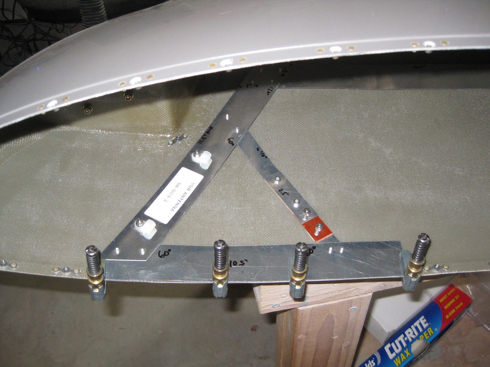 E's Van's RV14A Antennas VOR antenna installed.