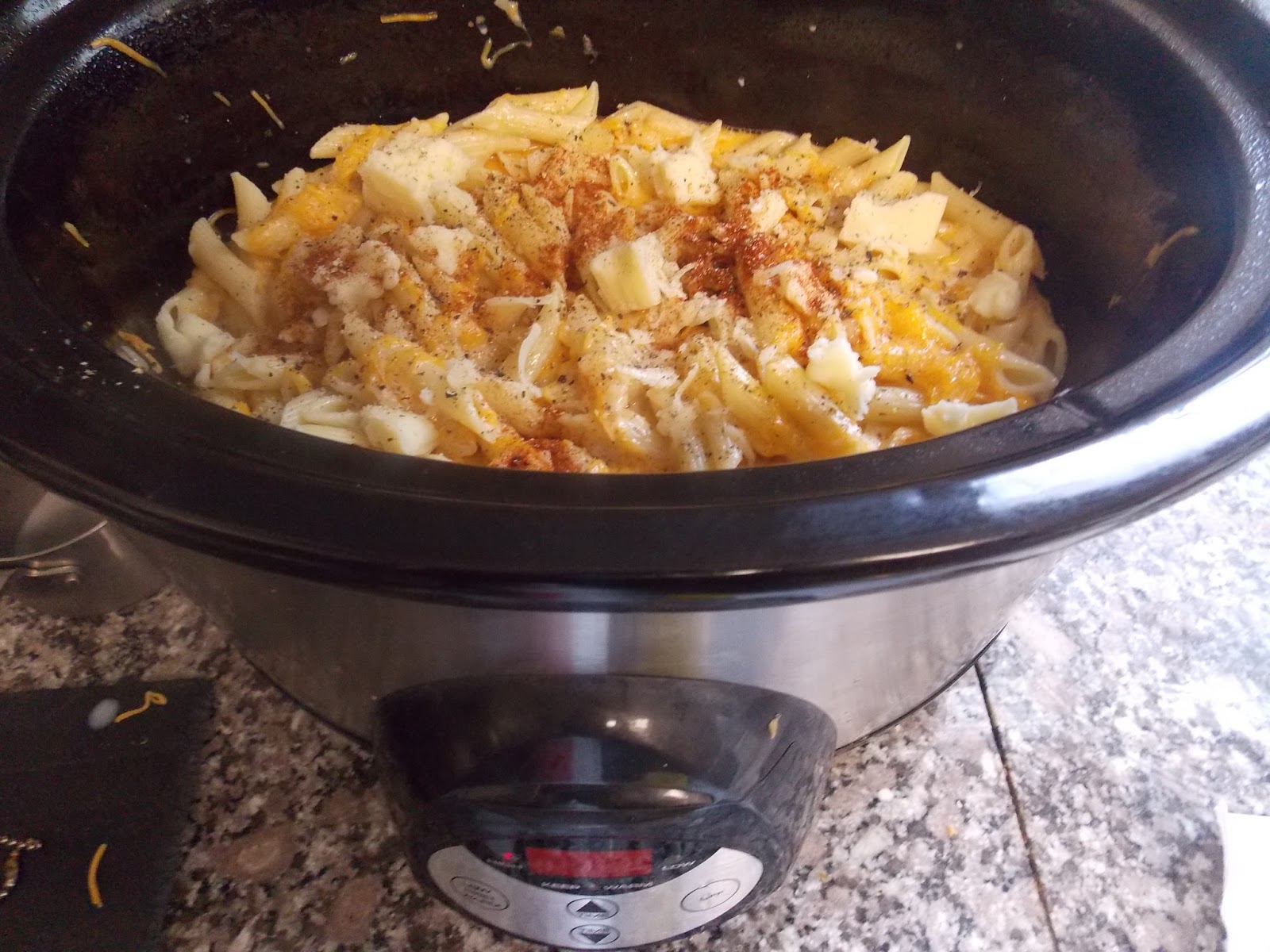 Kick Off Week Tailgate Crock Pot Mac&Cheese AND A Link Up Party