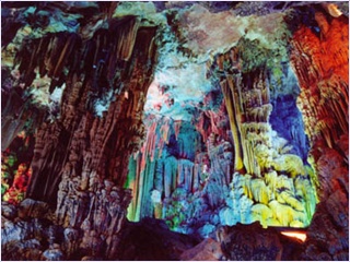 ถ้ำขลุ่ยอ้อ (Reed Flute Cave)