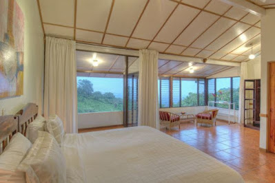 Kiva Room. These mountainside rooms offer plenty of space, with both king-size or two twins.