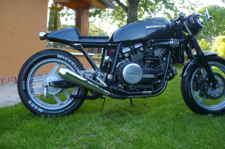 Honda s50 Cafe Racer