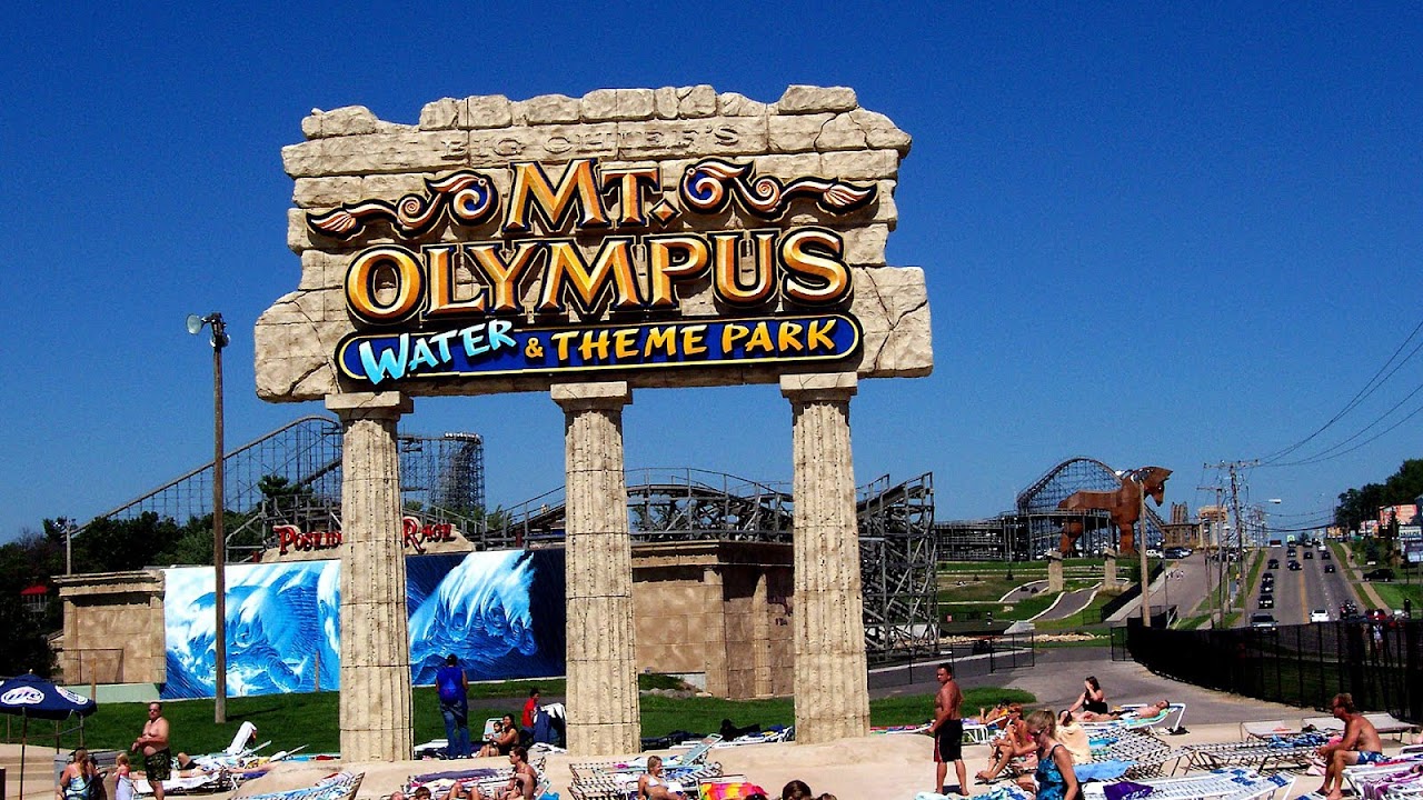 Mt. Olympus Water & Theme Park Trip to Park