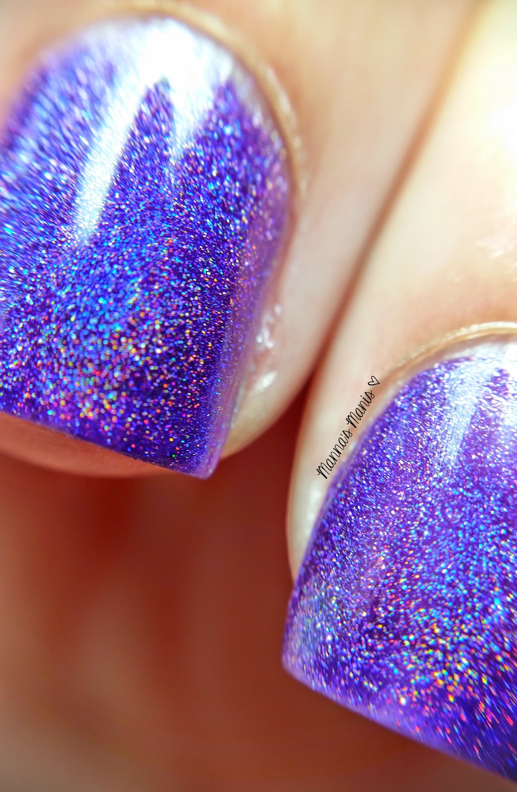 smokey mountain lacquers plumtastic, a purple holographic nail polish