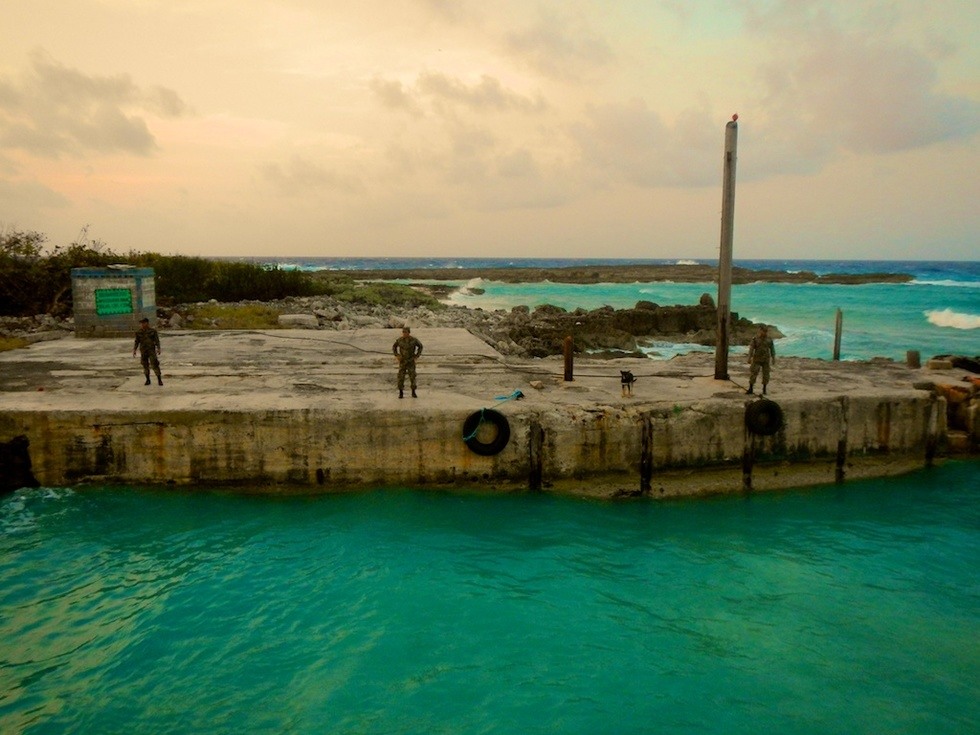 Pergelator Swan Island Radio