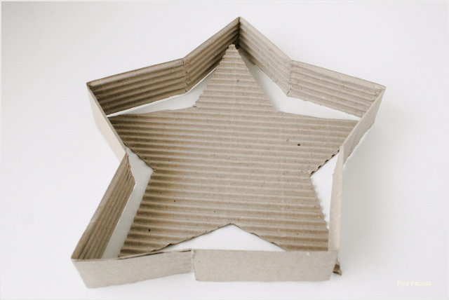 centro-mesa-navidad-estrella-carton-diy-paso-3