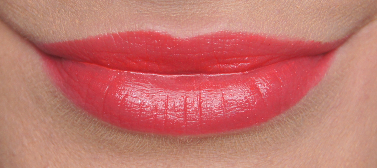 clarins joli rouge brilliant lipstick 20 coral tulip swatch