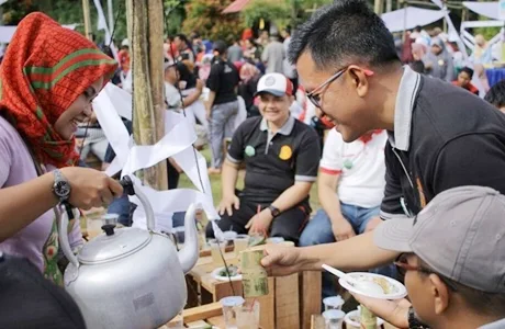 Ratusan Masyarakat Serbu Festival Kuliner Khas Payakumbuh