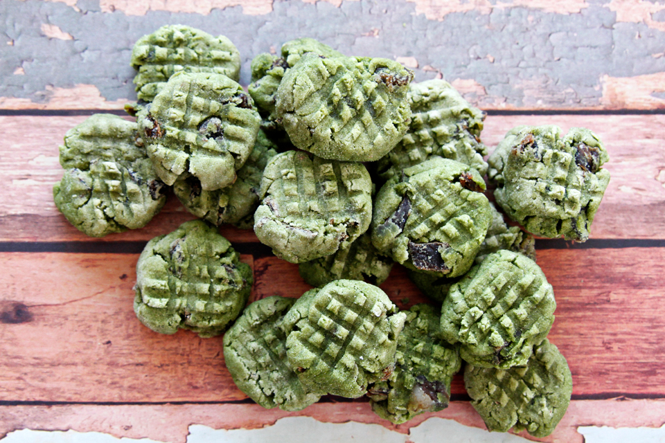 Dalmatian DIY {RECIPE} St. Patrick's Day Hound's Holiday Hash Cookies