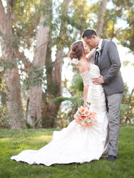 wedding poses pose pic weddings event gorgeous portraits engagement bride funny unique winter inspired photographers priceless lisawola couple bridal posing