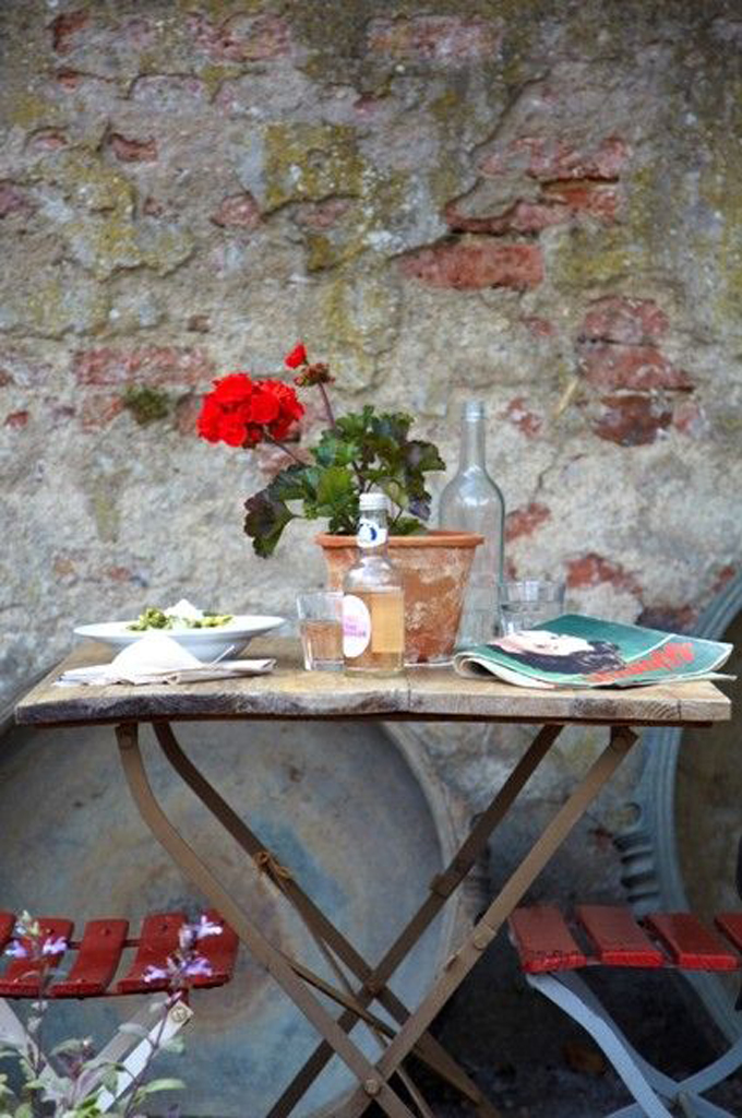 4 top tips for alfresco dining and styling http://www.archieandtherug.com/