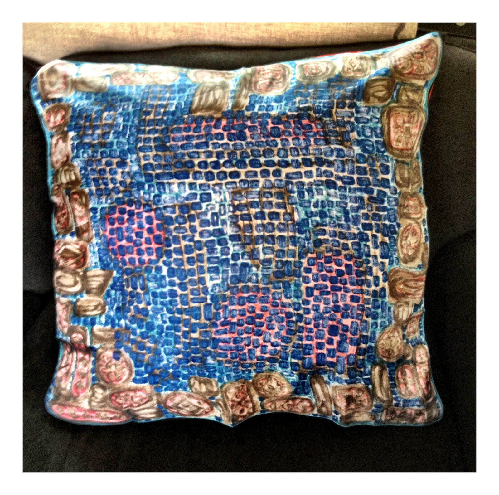 Maison Anna Just made ready for sellingcushions!