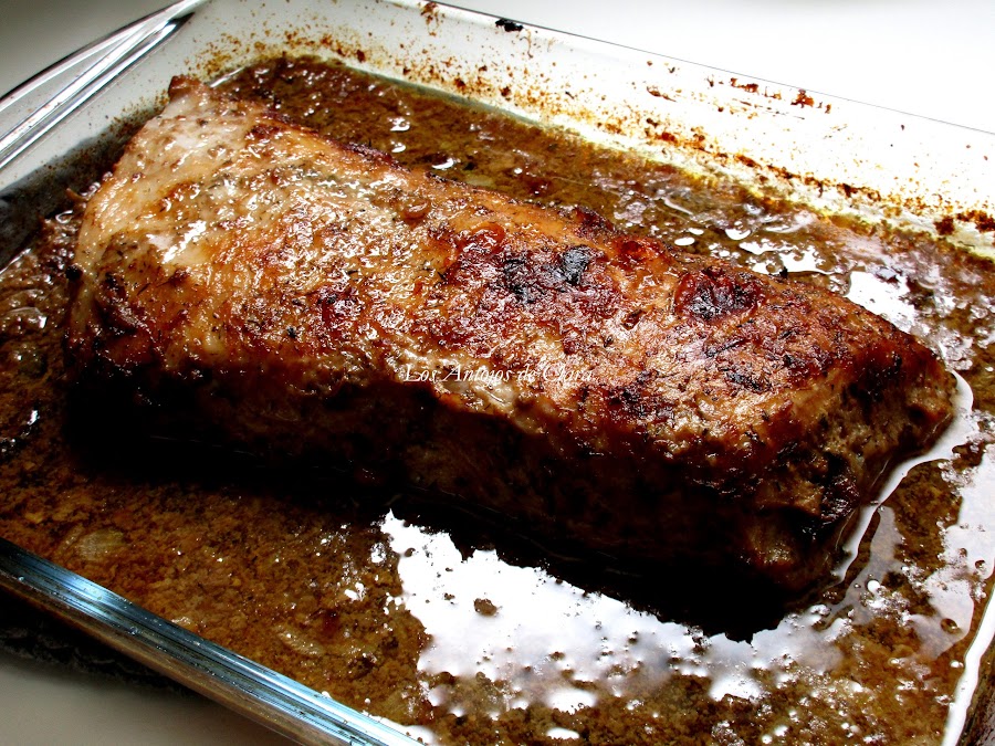 Lomo de cerdo asado con ciruelas pasas y vino